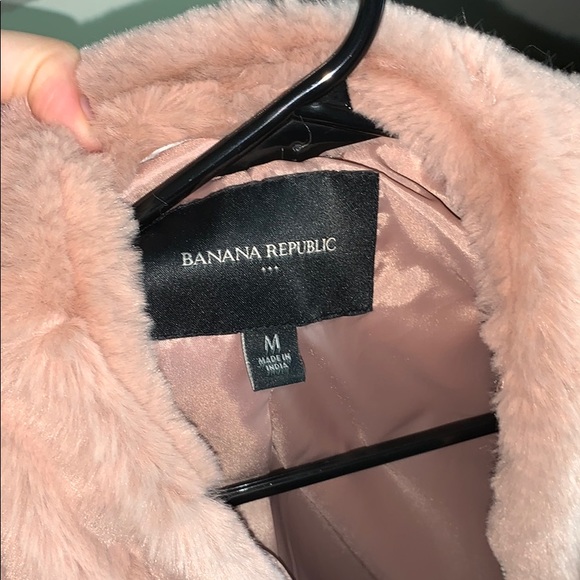 Fuzzy pink coat - Picture 3 of 4